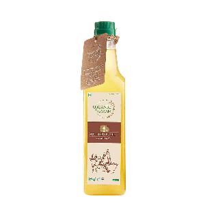 Wooden Cold Pressed Sunflower Oil
