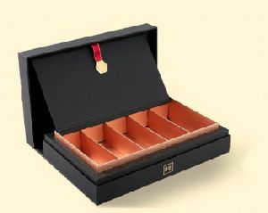 Luxury chocolate packaging rigid box.