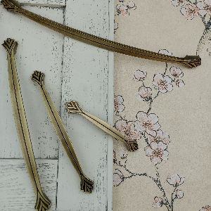 ABVIN Flower Antique Handles for Cabinet Hardware, Furniture Pulls for Doors, Cabinets, Cupboards