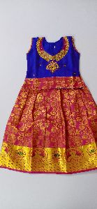 612-1 girls traditional dress