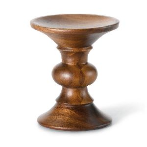 AF05082 Mango Wood Candle Holder