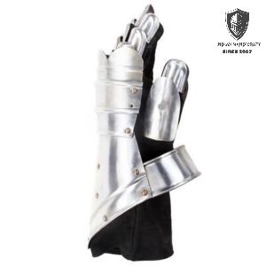 Medieval Gauntlet Armor Gloves