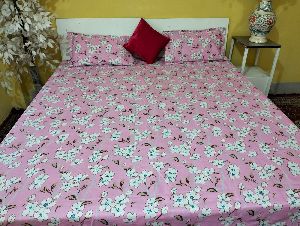 Double Bed Bedsheet with 2 Pillow Covers