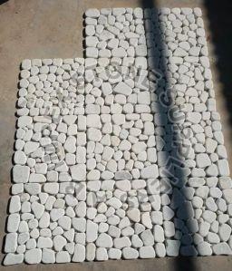 White Mosaic Pebble Stone