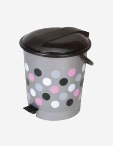 plastic dustbin