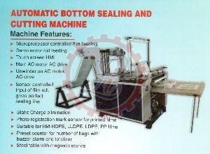 Automatic Bottom Sealing & Cutting Machine