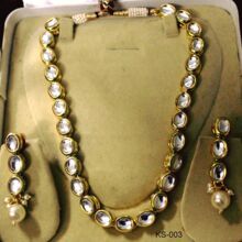 Kundan Necklace Set with Earrings