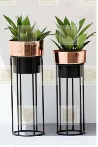 Black Planter Pot With Stand