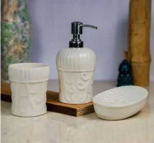 Crown Shaped Ceramic Bathroom Set