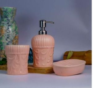 Crown Shaped Pink Ceramic Bathroom Set