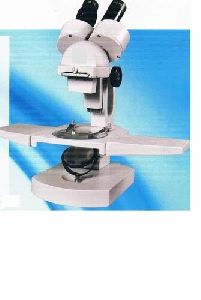 DS-44 Stereo Microscope