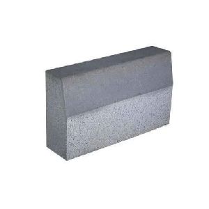 300mm x 50mm x 200mm Concrete Kerb Stone