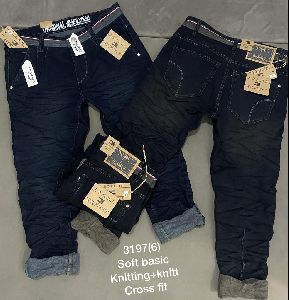 regular fit size 28 to 34 heavy fabric jeans