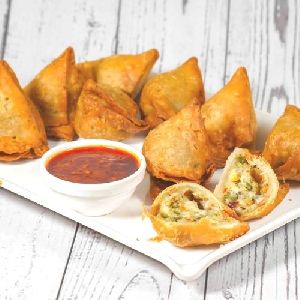 FROZEN PIZZA CHEESE SAMOSA