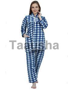 Ladies Checkered Navy Blue Woolen Night Suit