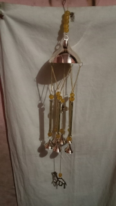Ball with pipe brass chimes