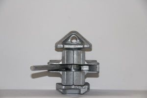 Manual Twist Locks
