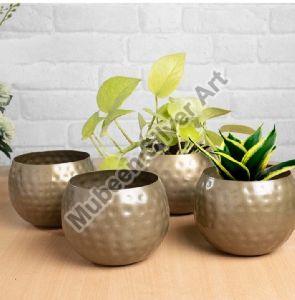 Polish Metal Brass Seashell Footed Planter at Best Price in
