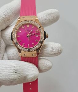 Hublot Classic Fusion Diamond Pink Rubber Strap Swiss Watch