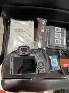 Canon EOS R5 45.0MP Mirrorless Camera - Black (Body Only)