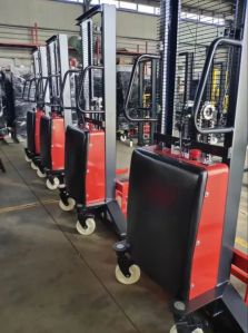 semi electric stacker