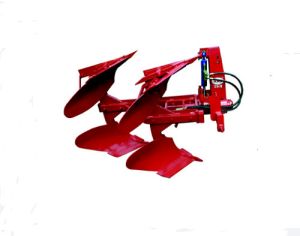 hydraulically operated reversible plough