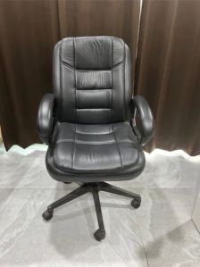 Leatherette High Back Director Chair