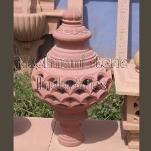 Agra Red Stone Lamp Post