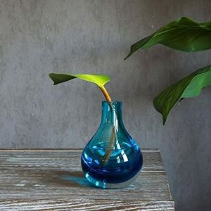 accent flower vase