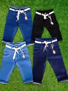Different Available Girls Capri Set at Best Price in Howrah