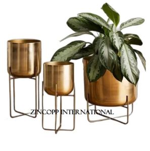 Planter Stand With Pot