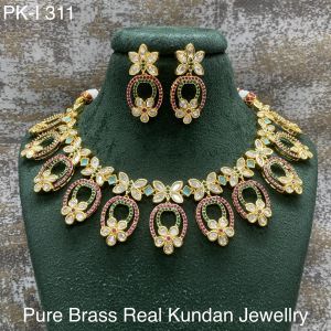 Real Kundan Floral Shaped Necklace Set