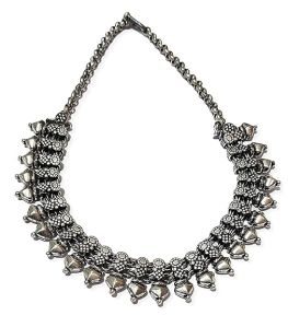 nl1001silver oxidized silver beaded necklace