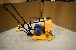 PLATE COMPACTOR C90T ELECTRIC MOTOR FORWARD
