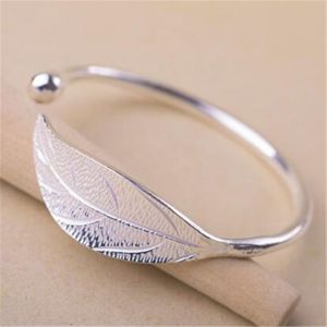 Leaf Engagement Rings