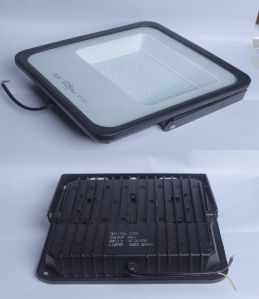 LED Electric Polished Flood Lights, Shape : Round