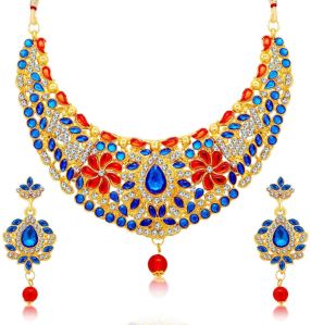 Sukkhi Gold Platted Choker Stone Necklace Set