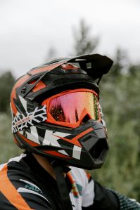  Plain Fiber Motorcycle Helmet for Safety Use