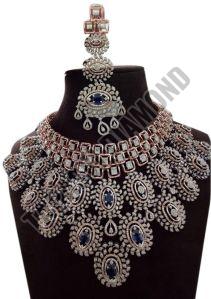 Bridal Diamond Necklace Set, Packaging Type : Velvet Box