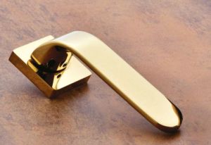 MV 003 Brass Rose Handle