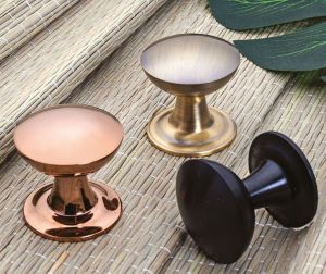 MV 007 Brass Door Knobs