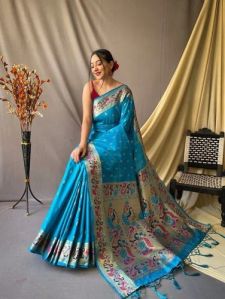 Lapink Plain Unstitched Paithani Saree, Technics : Handmade