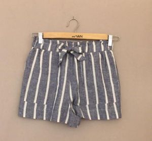 Ladies Cotton Beach Wear Striped Shorts