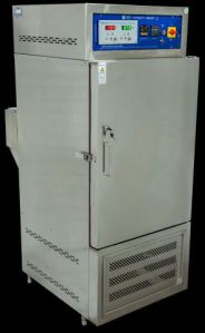 Humidity/conditioning Chamber Deluxe Model, Power : 15a, 220v, Single Phase, 50 Hz