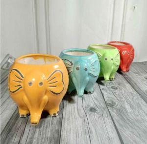 Front Trunk Elephant Animal Shape Pot