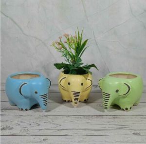 Animal Shape Pot  Small Matt Elephent