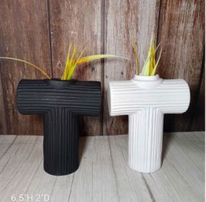 Decor T Word Vase