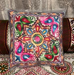 24x24 Inch Handicraft Cushion