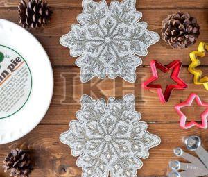 Christmas Home Decor Winter Theme White Silver Snowflakes Beaded Placemats