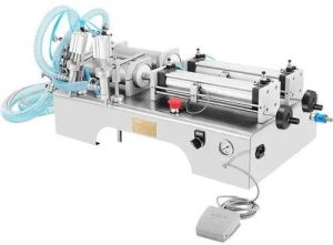 Double Head Liquid Filling Machine